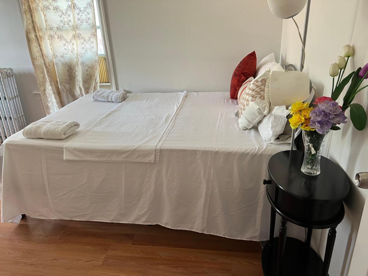 Affordable Room In Queens New York Exterior photo