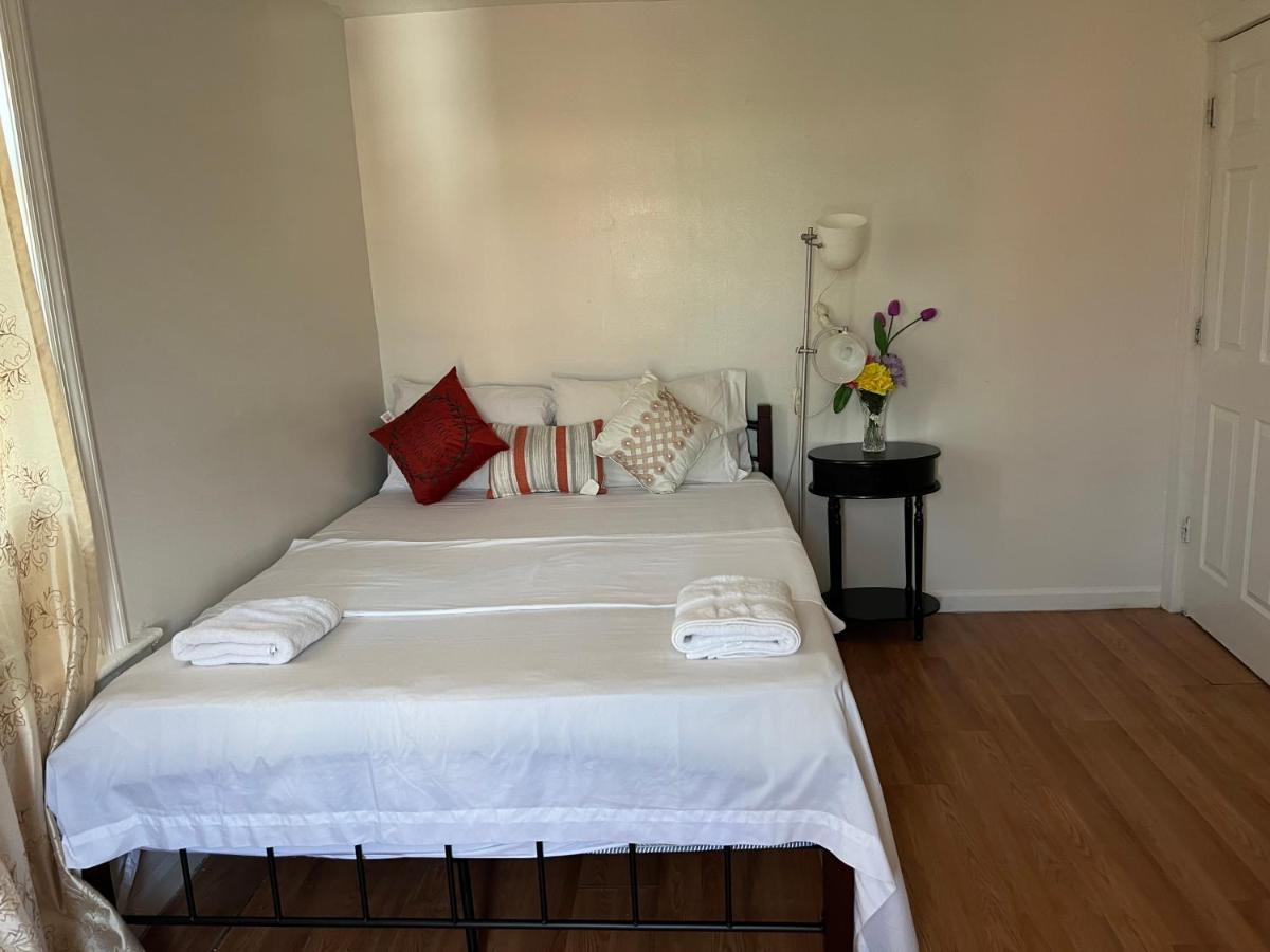 Affordable Room In Queens New York Exterior photo